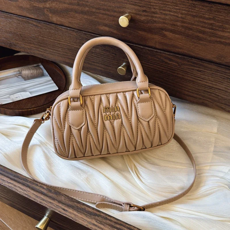 Luxury Lifestyle Us - 女性用高級レザーエレガントファッションショルダーバッグ、デザイナークラシックトートハンドバッグ、都会の通勤生活に最適