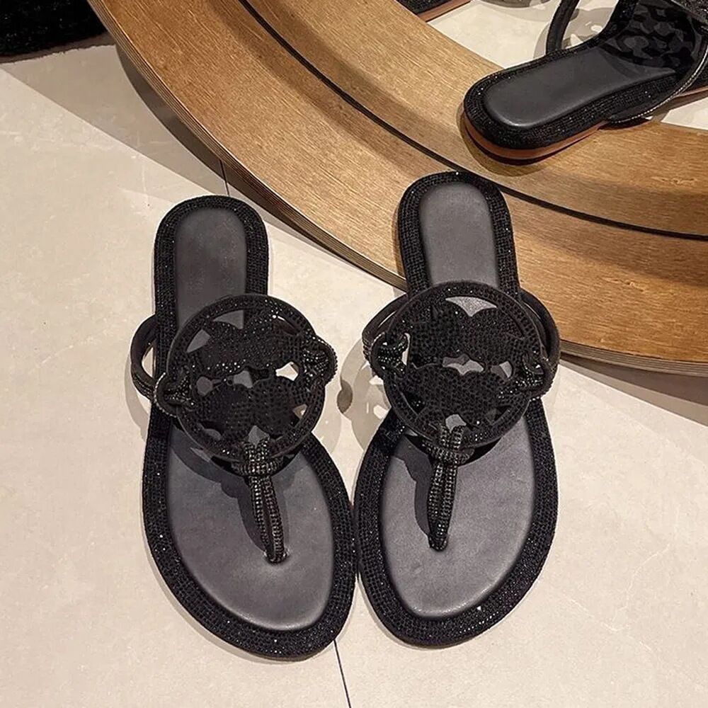 Luxury Lifestyle Products - 高級ブランド有名デザイナーの夏用フラットサンダル、ローヒールボヘミアンビーチシューズ、ビーチサンダル、正規版スリッパ