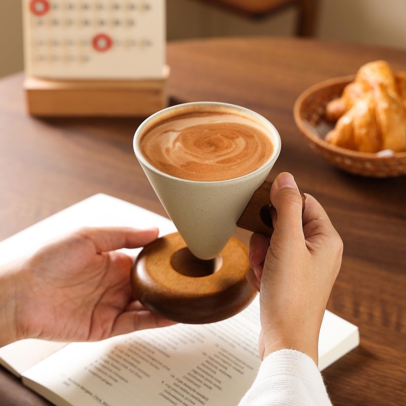 セラミックコーヒーカップ セラミックコーヒーマグ 木製ハンド - Handmade Ceramic Mug のレビューと価格