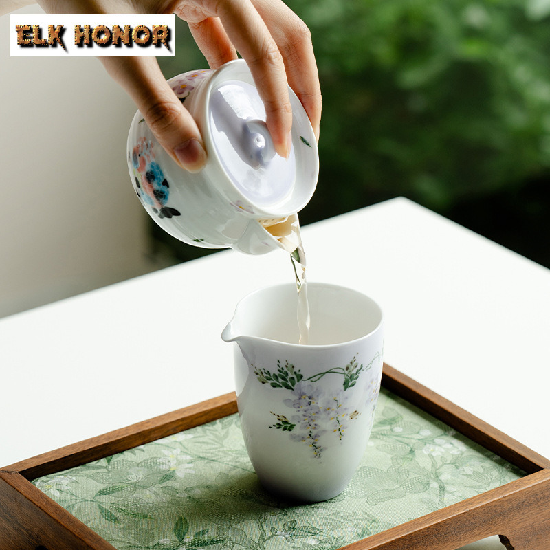210 ミリリットル手描き藤の花清 Lun 茶ピッチャーティ - Handmade Ceramic Mug のレビューと価格