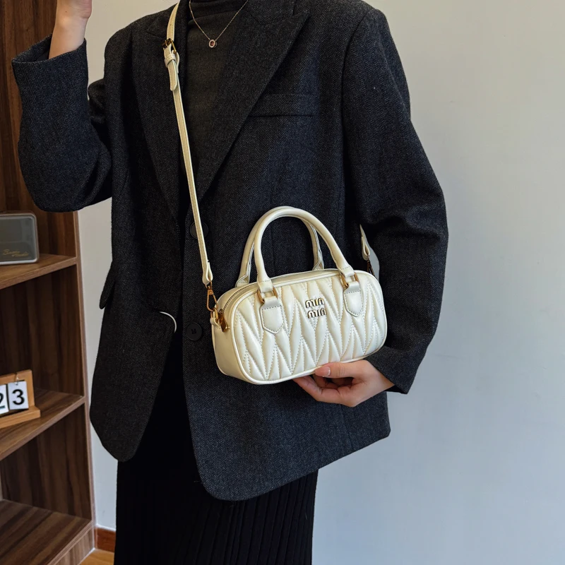 女性用高級レザーエレガントファッションショルダーバッグ、デザ - Luxury Lifestyle Us のレビューと価格