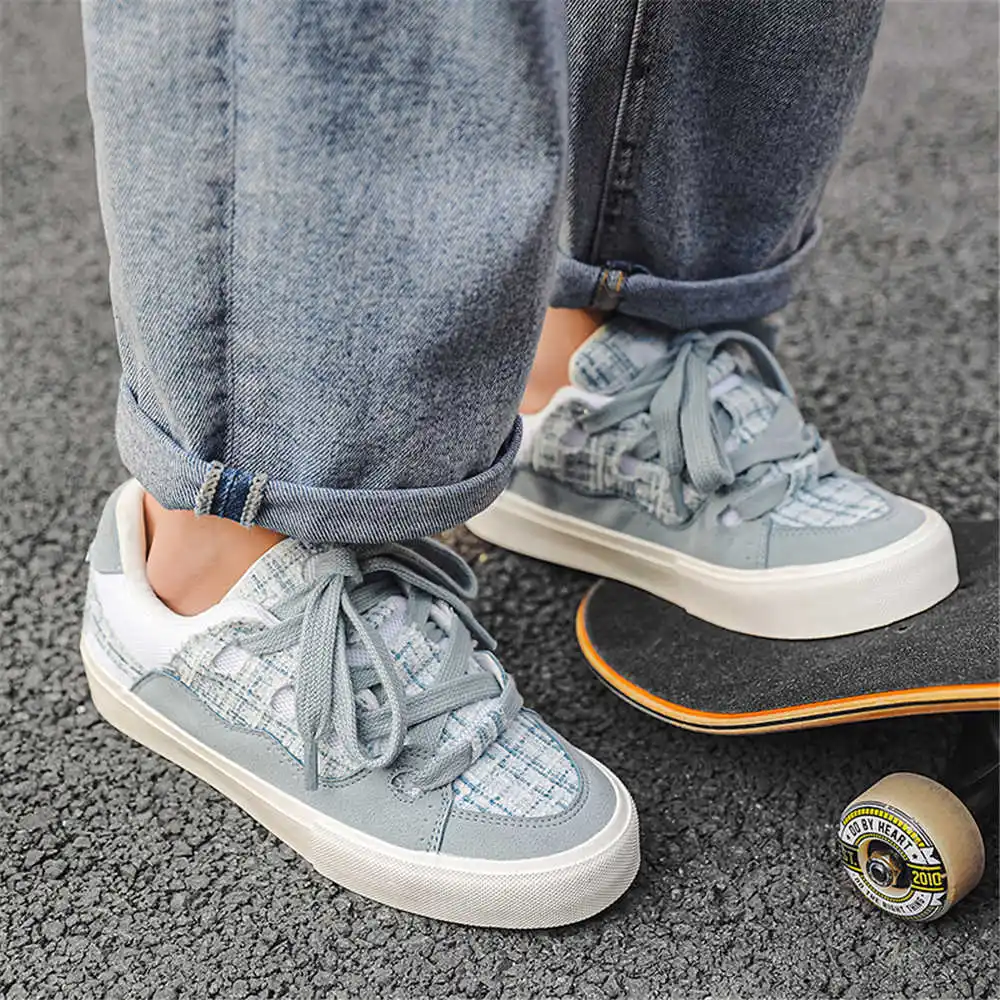 女性用スポーツスニーカー,レース付きスニーカー,ヒップホップ - Luxury Lifestyle Girl のレビューと価格